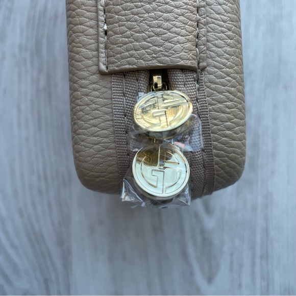 Giorgio Armani for Eva Air makeup cosmetics case cardholder sleep mask dust bag - Picture 5 of 11